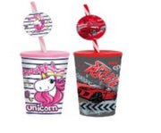 340 ml díszes pohár szívószállal