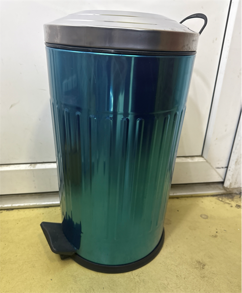 16L PEDÁLOS SZEMETES KUKA LASSÚ ZÁRÓDÁSSAL